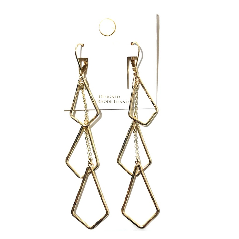 Gold Tone Dangly Earrings✨